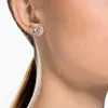 Studörhängen caoshi enkel design glänsande zirkoniumkvinnliga dagliga bärbara tillbehör som skinn smycken för engagemangsceremoni