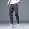 Jeans da uomo Abbigliamento da strada a 4 colori Elastico in vita Pantaloni larghi Pantaloni da jogging con lacci