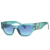 Designer de óculos de sol Novos óculos de sol masculinos e femininos de armação pequena Olho de gato personalizado Guarda-sóis da moda 4383 42WO