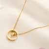 Classique 18K Or Pendentif Collier Designer De Luxe Bijoux Charme Amour Cadeau Collier En Acier Inoxydable Étanche Longue Chaîne Designer Marque Bijoux