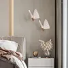 Lámparas colgantes Lámpara de mariposa moderna LED Mini candelabros nórdicos aplicables a la sala de estar Dormitorio Cabeza de cama Salón