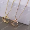 Mode femmes Double lettre colliers bijoux de luxe en acier inoxydable collier en or trois couleurs cadeau de vacances