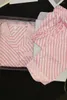 Kvinnors sömnkläder pyjamas set is silk rosa randiga pyjamas långärmad vår sommar sexig tunna hemkläder hemkläder