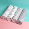 Filtar Swaddling 4st/Lot Kids Diapers Muslin Swaddle 100% bomullsblöjor för Borns Kid Pography Filtar Born Wrap 230729