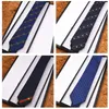 Cravatta da uomo di design Cravatta di seta con motivo a forma di ape Cravatta di marca per uomo Gravatas formale per feste di matrimonio con scatola2426