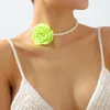 Choker Böhmen Elegant Camellia One Piece Pearl Necklace Fashion Vintage Multicolored Rose Sexig Trend Wedding Party för kvinnor