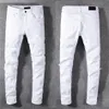 Luxurys Designer Mens Jeans Célèbre Dasual Design Slim-jambe Blanc Broderie Serpent Moto été pantalon crayon taille 29-402961