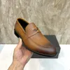 9model Nieuwe Designer Mannen Puntige Tweekleurige Patchwork Slip Op Gentleman Bruiloft Homecoming Jurk Schoenen Flats Casual Loafer zapatos Hombre