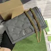 Modedesigner väska kvinnor läder fast färg axel väska temperament kedja crossbody väska mini bärbar plånbok kortväska passhållare 723787