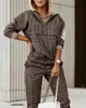 Kvinnor Tvåbitar byxor mode Kvinnor Plaid Print dragkedja Front Hooded Top Pants Set Two Piece Suit Flare Pants Outwear 230729