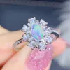 Cluster Rings Natural Real White Opal Flower Anello di lusso 4 6mm 0.3ct Gemstone 925 Sterling Silver Fine Jewelry per uomo o donna J22533