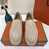 2023-Dress Shoes Luxury Designer Summer Charms Embellished Walk Loafers Couple Mens Leather Casual Slip on Flats Shoe