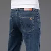 Jeans da uomo Primavera Estate Jeans dritti sottili da uomo Tessuto liscio Pantaloni larghi in denim elasticizzato Pantaloni maschili di marca Blu J230728