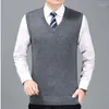 Hommes gilets automne et printemps col en v gilet Style classique affaires décontracté couleur unie pull tricoté mâle marque vêtements A143