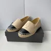 Donna Espadrilles Casual Sneaker Designer Shoe Canvas Real Leather Loafer Stivali Design Classic Sliplo Slide di Shoebrand 02 Brand