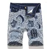 Jeans da uomo Summer Baggy Blue Fashion Pantaloncini di jeans casual a vita media ricamati