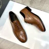 4model Mens Designer Luxury Dress Shoes Fashion Scarpe a punta da uomo Business Casual Scarpe marroni in pelle nera Oxfords Zapatos De Hombre