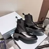 Luxury Design Boots 2023 Pradity Fashion Work Dekoracja Dekoracji Śnieżnych Skid Anti Slip Knight Boots Martin Boots Casual Scoks Buty 01-03