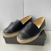 Donna Espadrilles Casual Sneaker Designer Shoe Canvas Real Leather Loafer Stivali Design Classic Sliplo Slide di Shoebrand 02 Brand