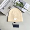 Designer Beanie chapéu de lã de malha chapéu de algodão puro à prova de vento resistente ao frio elegante para uso interno e externo chapéu pode ser dado como um presente de alta qualidade