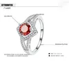 Cluster Ringen Uniek Vierkant Olijfgroen Kristal Wit Goud Kleur Tone Mode Retro Verlovingsring Sieraden Voor Vrouwen