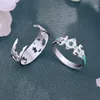 Den nya Hatsune Miku perifera ringen är sammärkta med anime jubileumsringsmycken