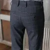 Мужские брюки 2023 Классическая модная эль стиль весна/осенние мужчины Случайный тонкий тренд -плейд.