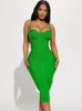 Повседневные платья элегантная вечеринка для женщин 2023 Дизайн зеленый спагетти ремешок эластичное колено платье с повязкой высокой улицы формальное платье
