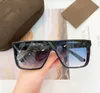 Prostokątne okulary przeciwsłoneczne Czarne niebieskie gradient mężczyzn Summer Shades Sunnies UV Ochrona Okulara z pudełkiem