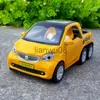 Diecast Model Cars 132 Simulazione Auto Smart Pickup Modello di auto in lega Veicolo pressofuso Modello di auto giocattolo in metallo Suono e luce Regalo per bambini Spedizione gratuita x0731