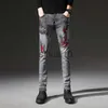 Jeans da uomo Autunno jeans strappati patch uomo elastico 3D doppio drago ricamo pantaloni jeans firmati di alta qualità pantaloni casual stampati J230728