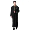 Etniska kläder Ramadan 2023 Fashion Men Robes Muslim Long Sleeve Arab Dubai Mellanöstern Islamisk man Jubba Thobe Plus storlek 3XL