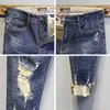 Herrenhosen Mode 2022 Mode Teenager Original Hosen Ultradünne Passform Hosen Herren Frühling Katzenbart Straße Rissloch Knöcheljeans Z230731