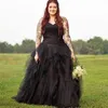 Garden Pleats Plus Size Schwarze Brautkleider Gothic Ballkleid Tüll Tiered Bridal Vestidos Drapiertes Schnürkorsett Brautkleid232i