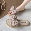 Terlik Tasarımcı Bowknot Kadınlar Düz Yaz 2023 Sıradan Mesh Slaytları Açık Kauçuk taban Flip Flops Slip Slip Açık Toe Plaj Ayakkabıları