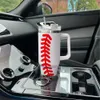 Bag delar Tillbehör Partihandel 40oz Ballgame Tumbler Travel Double Wall Baseball Laces Rostfritt stål Skinnyisolerad kopp med lockhandtag 230731