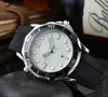 Nova moda relógio de mergulho coleção econômica pulseira de borracha relógio masculino economia designer luxo relógio de quartzo movimento homem