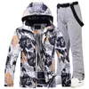 Inne artykuły sportowe 30 ciepło kolorowe mężczyzn S Snow Suit Zużycie Wodoodporne kostiumy Snowboardowe Ubrania Zestawy narciarskie Zestawy zimowe Kurtki dla mężczyzn 230729