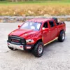 Diecast Model Cars 132 Simulazione Modello di auto in lega DodgeRam TRX Pickup Metallo Tirare indietro Auto Suono e luce Tirare indietro Ragazzo Giocattolo Regali Veicolo x0731