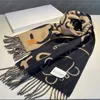 Vintermode halsduk unisex designers full klassiska bokstäver mens lyxiga halsdukar färg matcha kvinnors varma halsdukar kashmir pashmina sjal