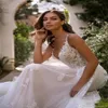2022 Vintage Spaghetti Straps Lace A Line Wedding Dresses Tulle Applique Ruffles Court Train Garden Wedding Bridal Gowns BM1639251k