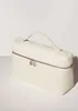 Loro Piano med Loro Pianaa LCU pendlingsmarkeringar Lychee Simple Single Cowhide Shoulder LP27 Handbag Lunch Box Bag Cosmetic 230731