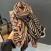 Foulards 2023 automne et hiver cachemire écharpe mode garder au chaud Bufanda étoles conception impression dame épaisse couverture Pashmina