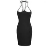 Vestidos casuais sexy com cadarço bodycon halter chique vestido pendulares para mulheres 2023 verão moda preto sem costas corte baixo fino cintura alta