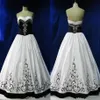 Vintage gothique pays robes de mariée perles de broderie noir et blanc chérie robes de mariée Vestidos De Novia plus size183P