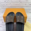 mode Nieuwe rubberen muilezels Sliders luxe Designer Slipper sandaal zomer WATERFRONT Lederen Slippers heren Dames Glijbaan strand zwembad sandale Casual schoenen dame