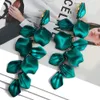 Stud moda coreana acrilico petalo fiore nappa orecchini pendenti per le donne 2023 lusso vintage fata festa di nozze accessori gioielli 231101