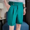 Herr shorts 2024 män sommar koreansk modeföretag avslappnad hög midja rak fat office cool andas enkla slitage