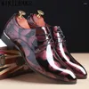 Chaussures habillées printemps automne cuir brillant à lacets pointus anti-coup de pied plat confortable pour les hommes d'affaires