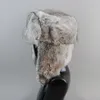 Cappelli a tesa larga Secchio Berretto di pelliccia di coniglio Uomo Inverno Genuino 100 Cappello bomber Antivento Caldi Paraorecchie Maschio Piatto Grigio Nero Russo Casquette aderente 231101